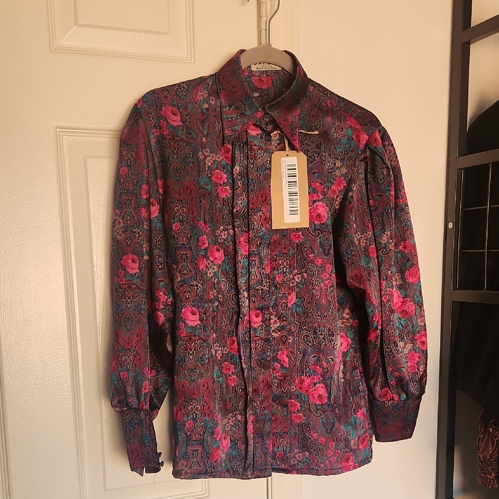 Jaeger Pink Silky Floral Button Down Blouse Medium